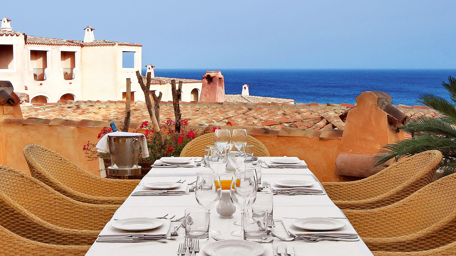 Colonna Resort, A Colonna Luxury Beach Hotel, Πόρτο Τσέρβο Ξενοδοχείο