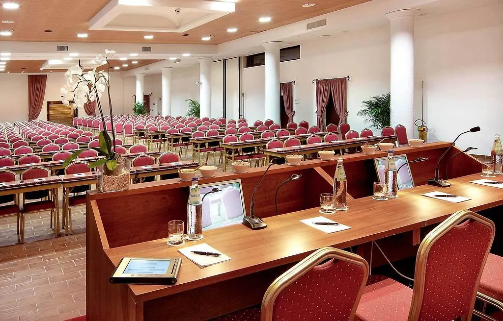 Colonna Resort, A Colonna Luxury Beach Hotel, Πόρτο Τσέρβο 5*,