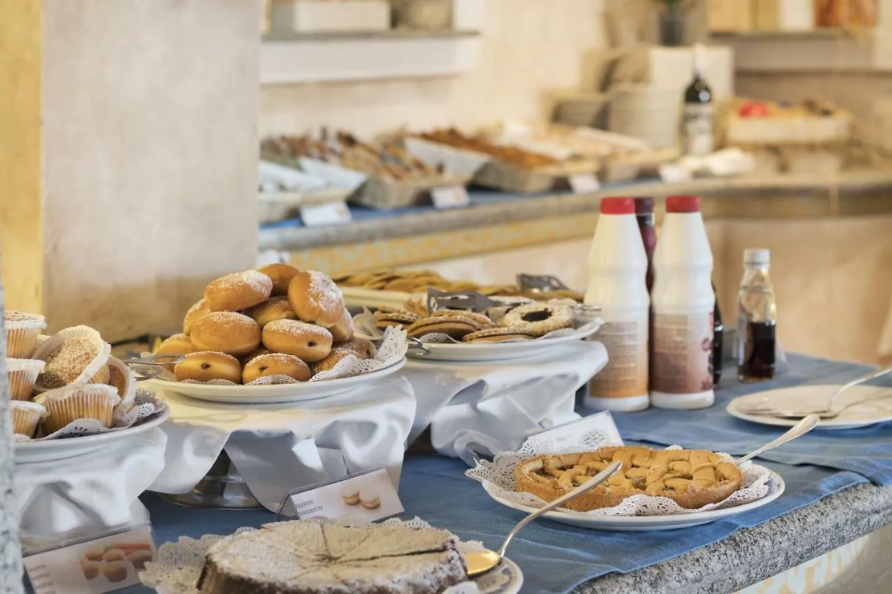 Colonna Resort, A Colonna Luxury Beach Hotel, Πόρτο Τσέρβο 5*,