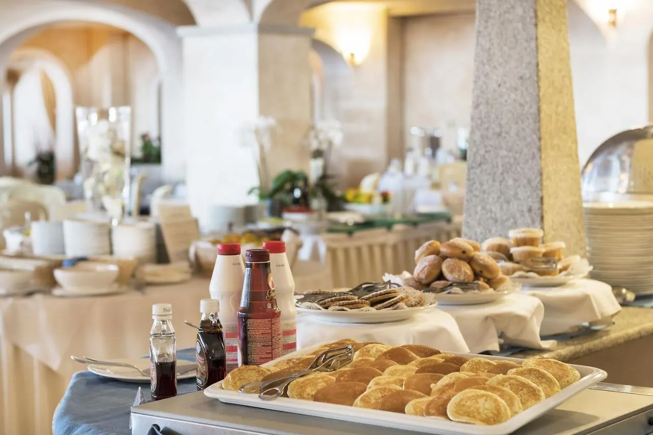 Colonna Resort, A Colonna Luxury Beach Hotel, Πόρτο Τσέρβο 5*,