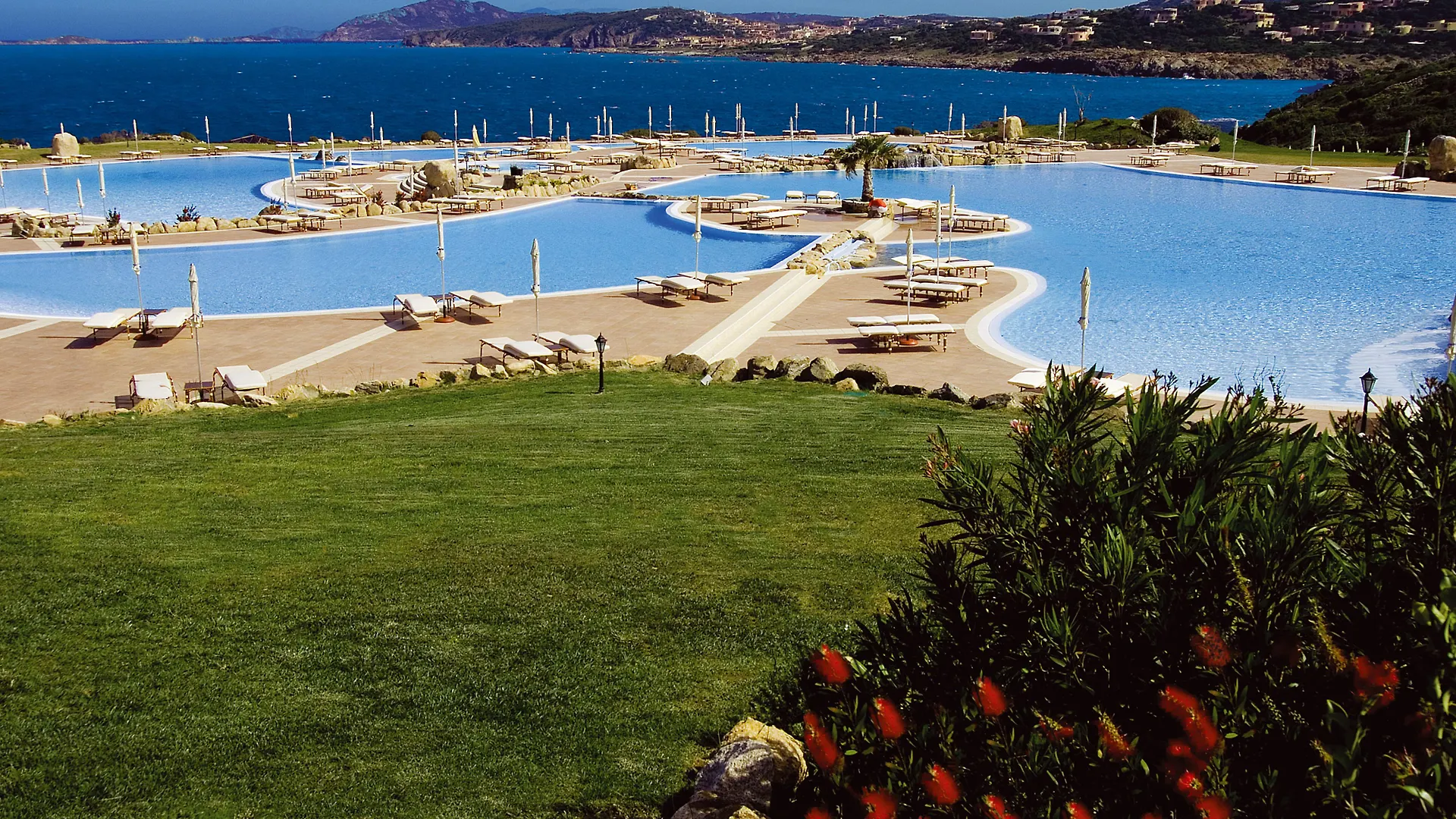 Otel Colonna Resort, A Colonna Luxury Beach Hotel, Porto Cervo