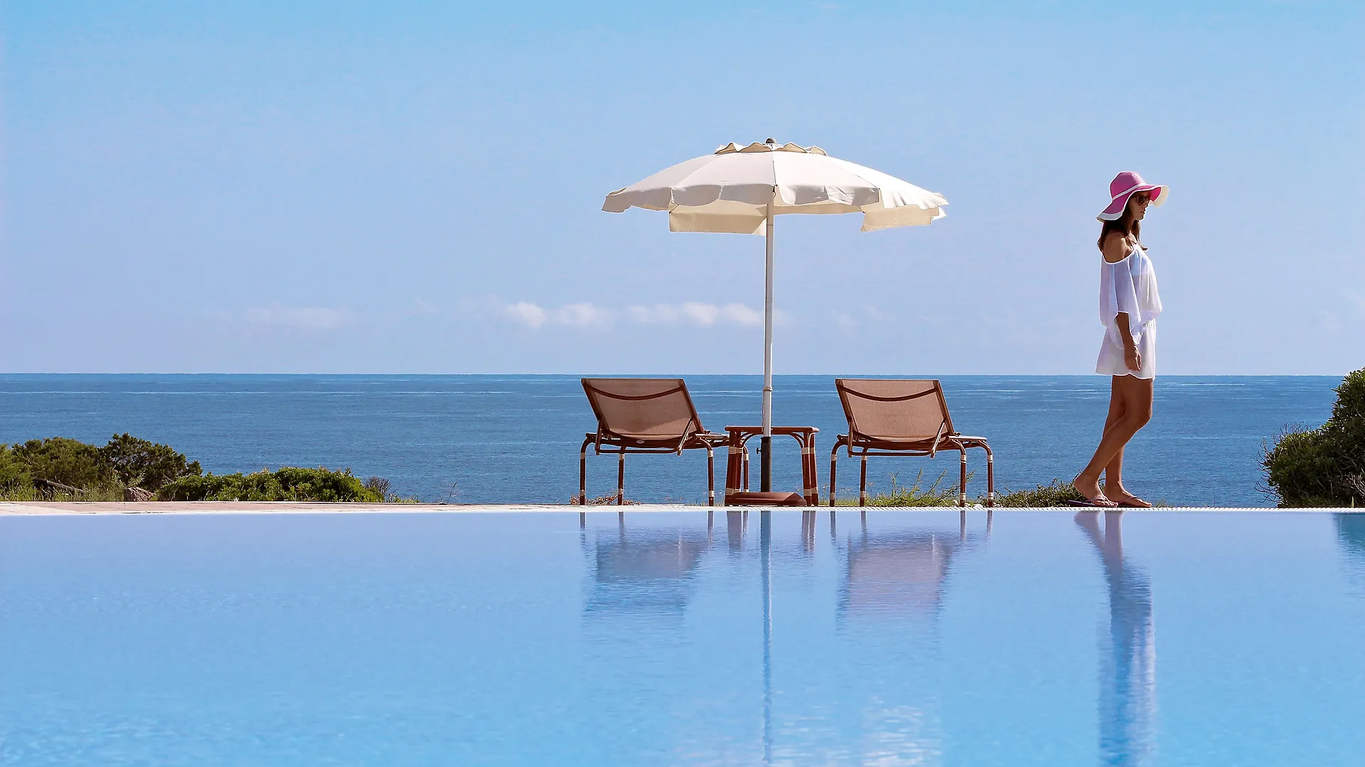 Colonna Resort Porto Cervo 5*,  Italia