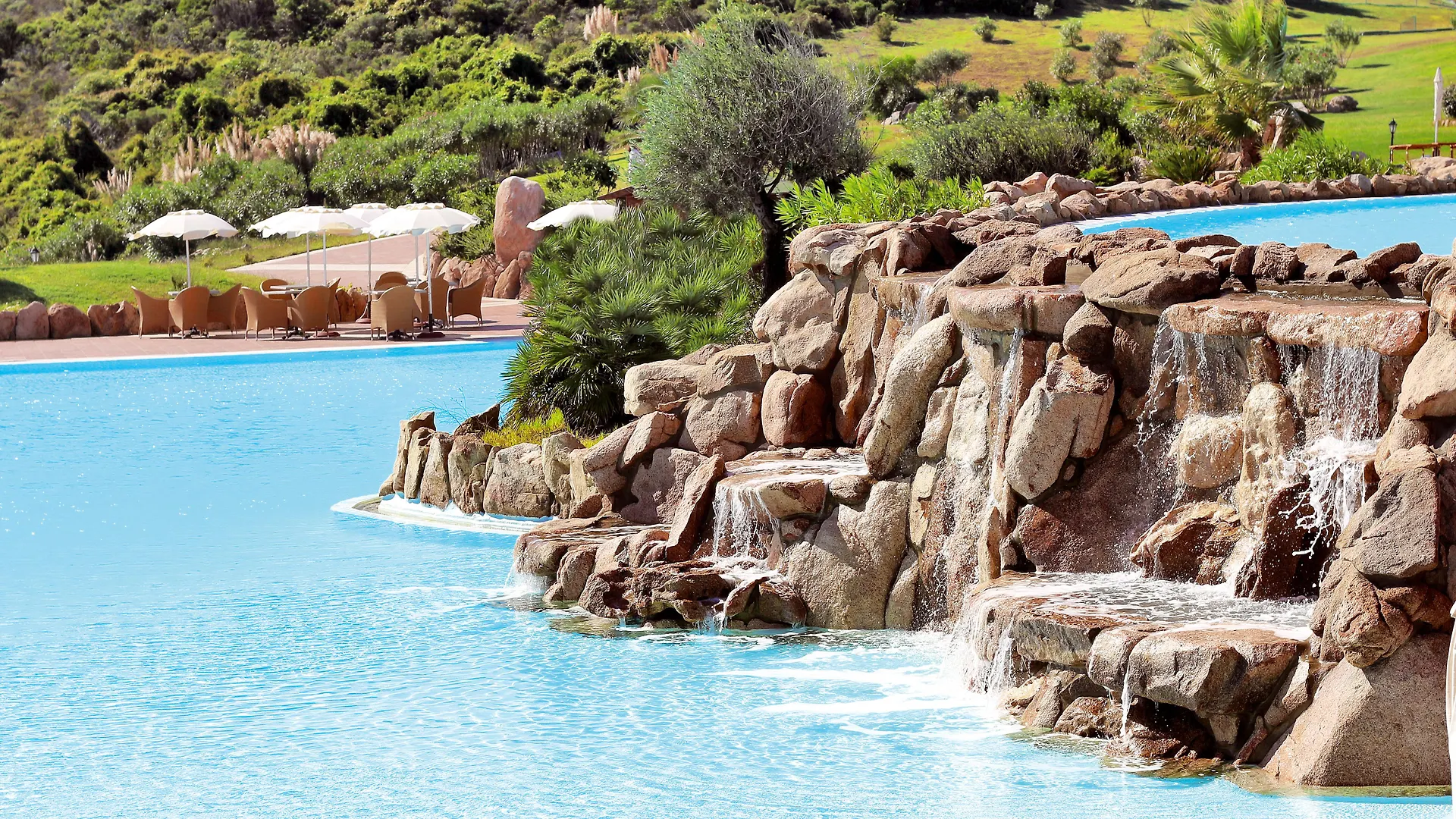 Colonna Resort Porto Cervo 5*,