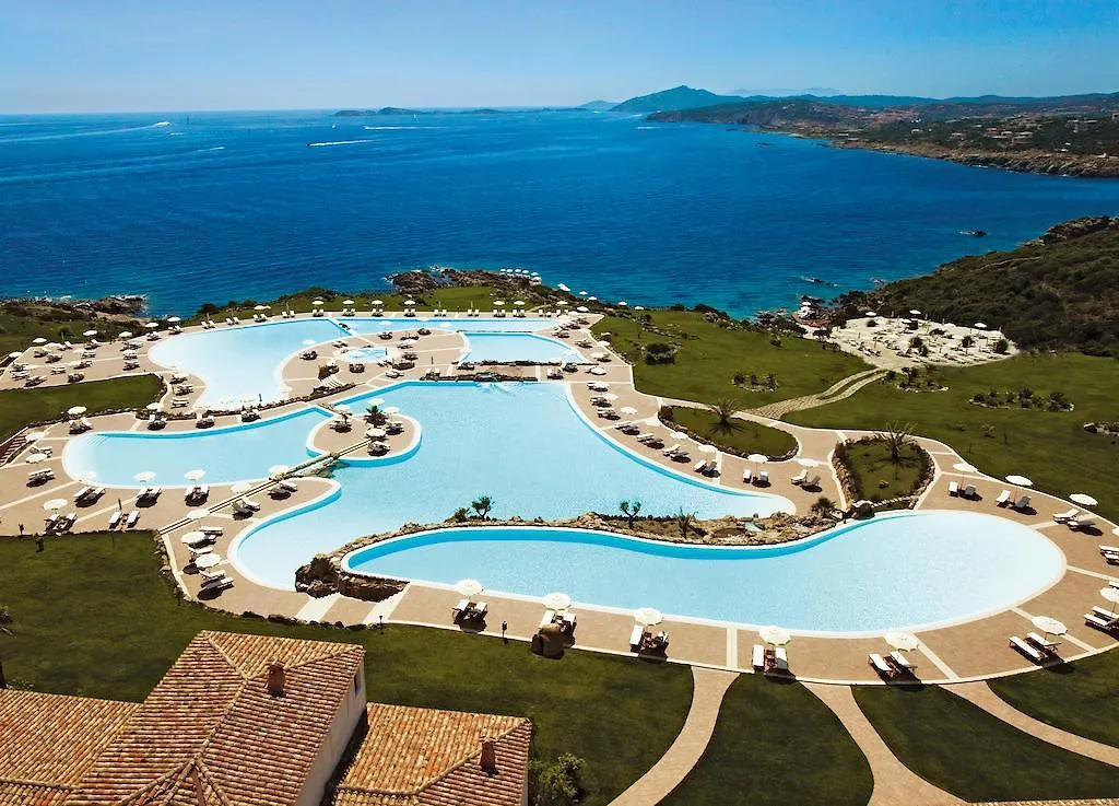 Colonna Resort Porto Cervo 5*,  Italia