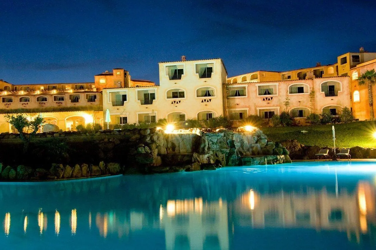 Colonna Resort Porto Cervo 5*,  Italia